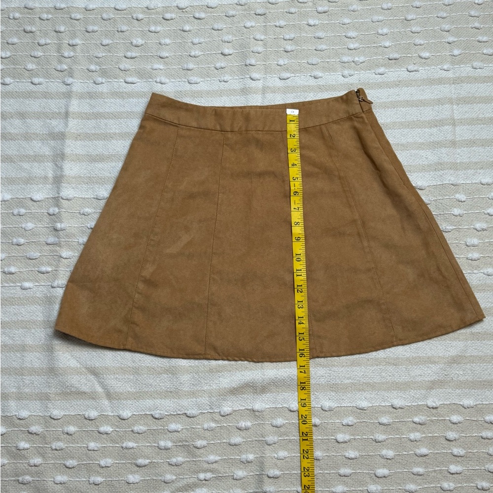 BCBGeneration faux suede A line seamed cognac/tan mini skirt size 8 - Picture 5 of 10
